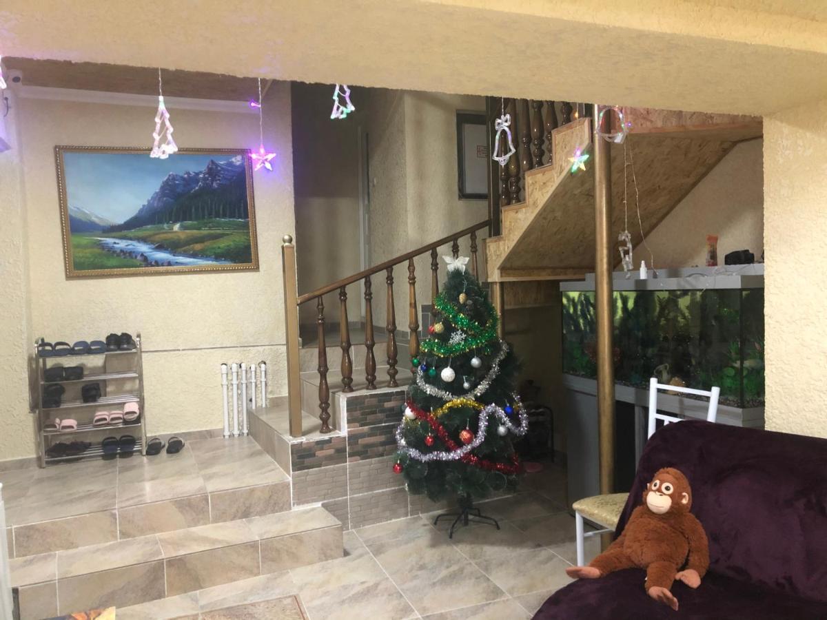 בישקק Sweet Home Hostel מראה חיצוני תמונה