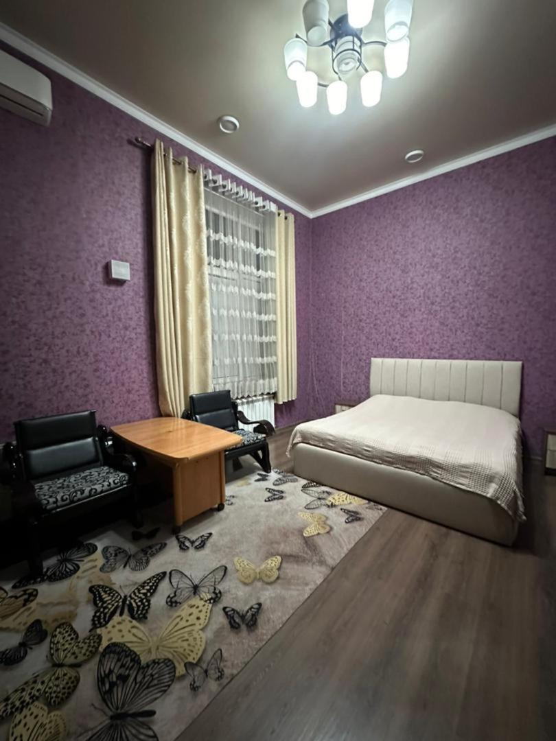 בישקק Sweet Home Hostel מראה חיצוני תמונה