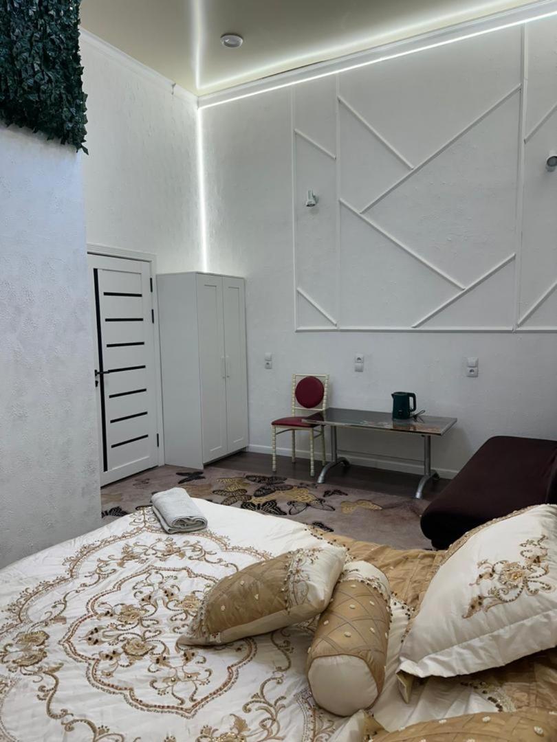 בישקק Sweet Home Hostel מראה חיצוני תמונה