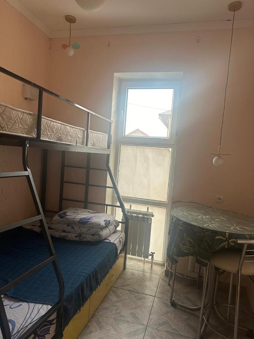בישקק Sweet Home Hostel חדר תמונה